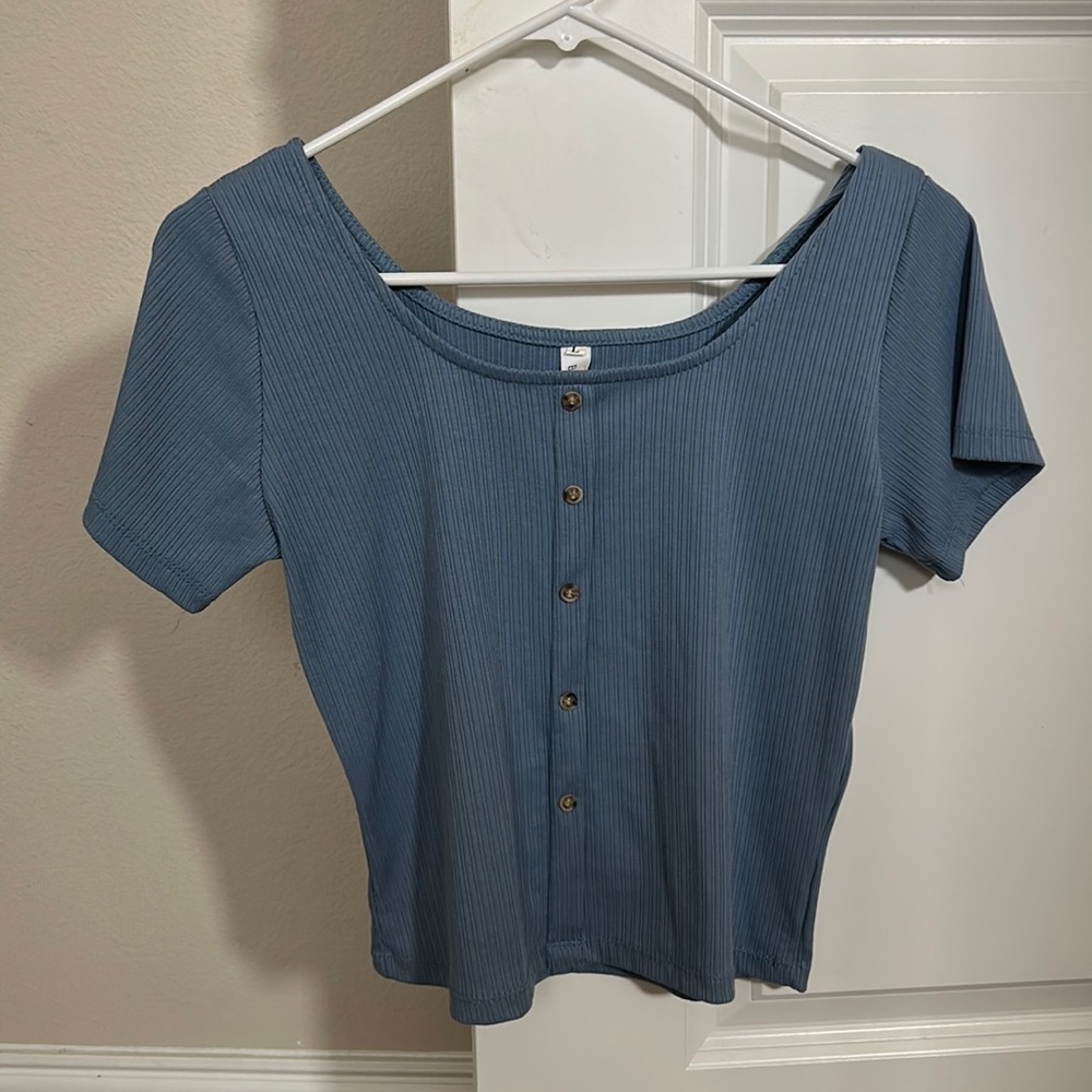 baby blue top